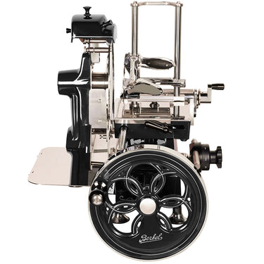 VOLANO B2 RED + Free Teknica knife set